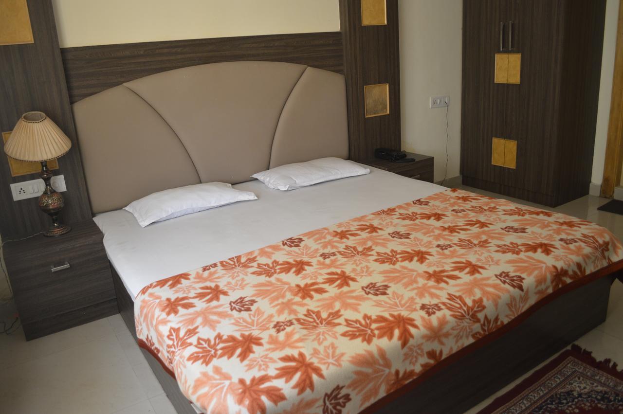 Hotel City Palace Brahmapur Eksteriør bilde