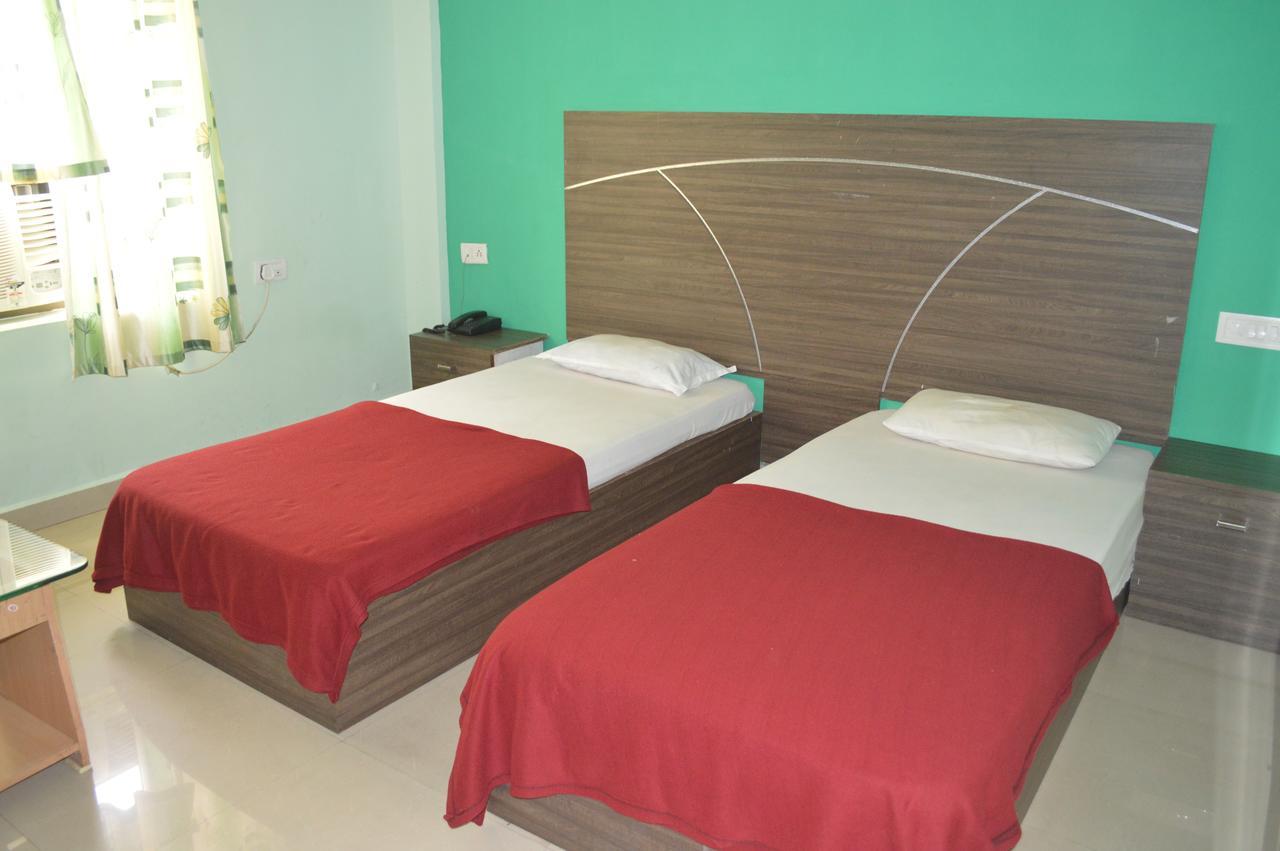 Hotel City Palace Brahmapur Rom bilde