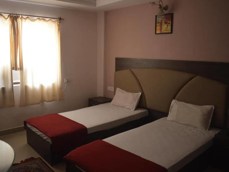Hotel City Palace Brahmapur Eksteriør bilde
